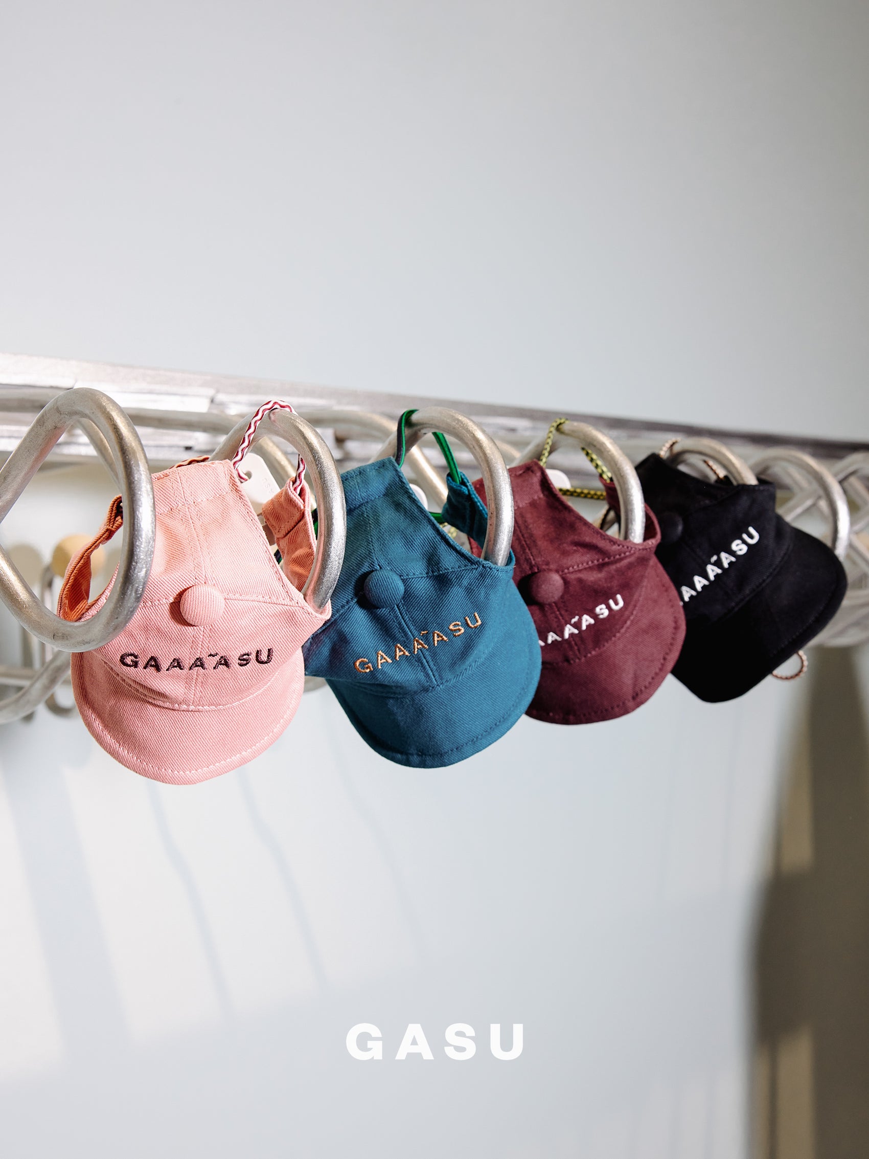 GASU Moi /  [4 Colors] Small Letters Embroidered Pet & Human Sunshade Baseball Cap