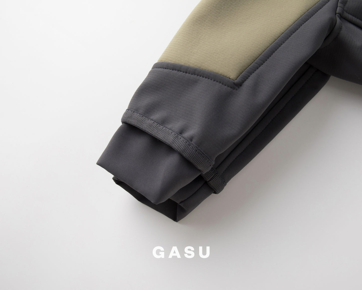 GASU Assembler /  [2 Colors] Waterproof Oilproof Antifouling Fleece-lined Warm Jumpsuit