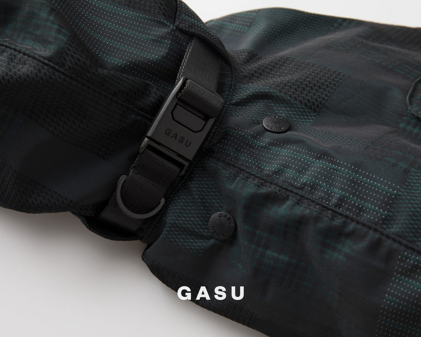GASU Promener / [Emerald Obsidian] Lightweight Strong Waterproof Raincoat Vest