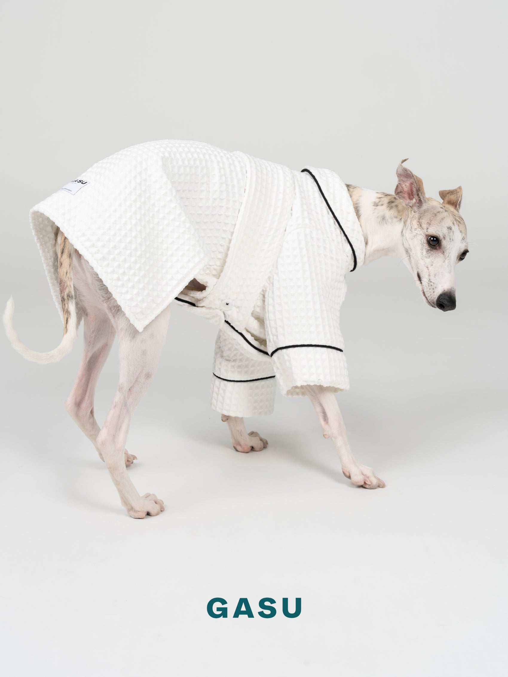 GASU Caresser / [Milk] Pet Bath Robe