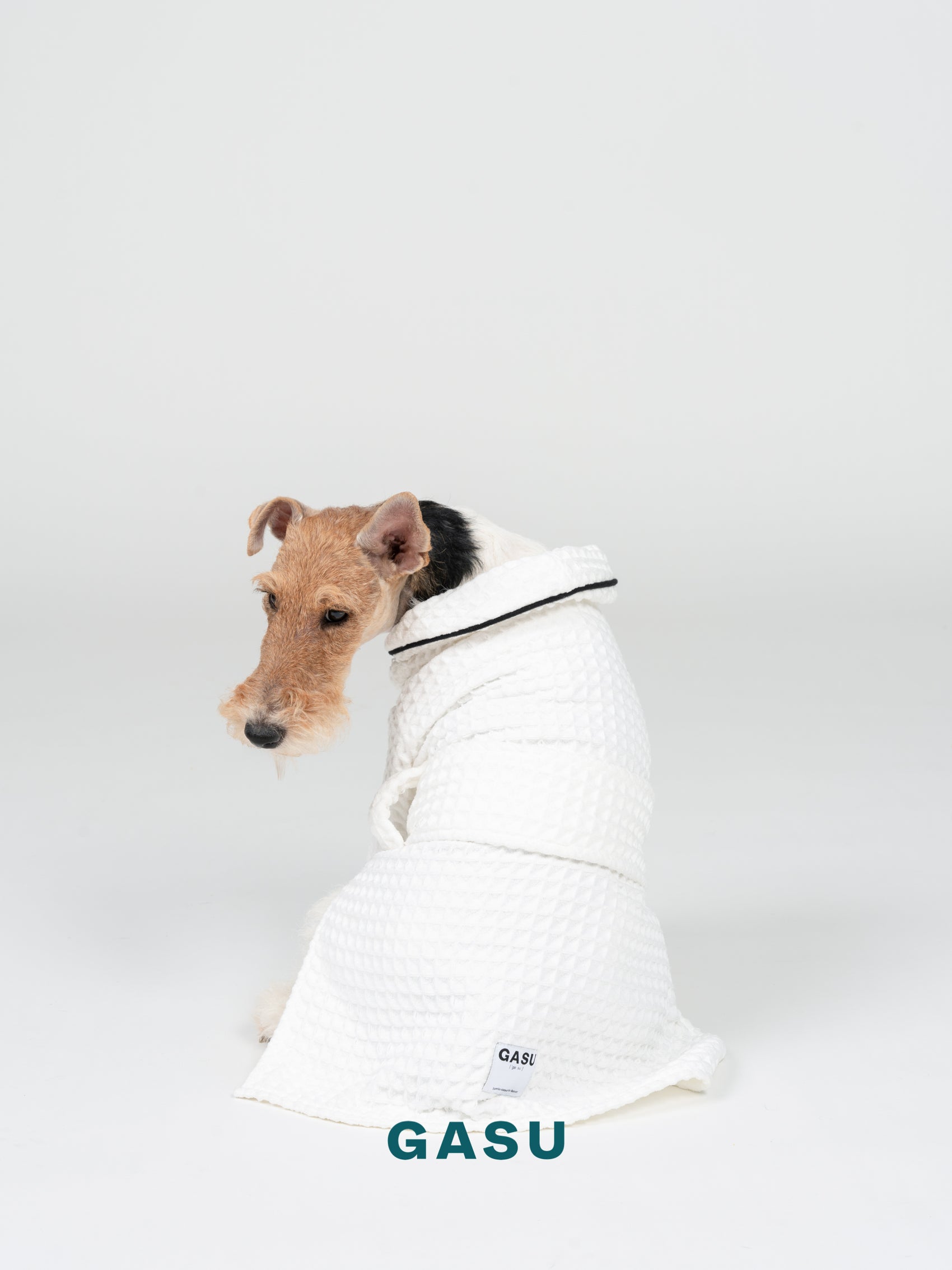 GASU Caresser / [Milk] Pet Bath Robe