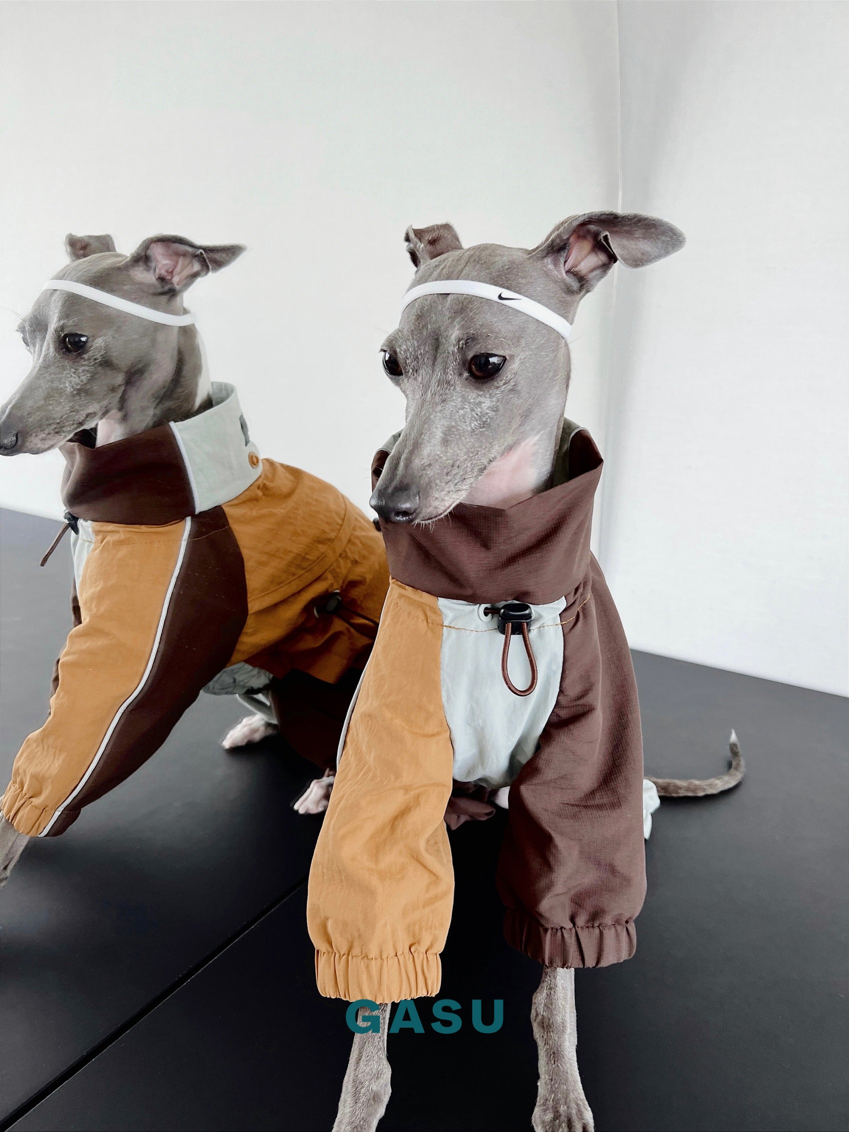 GASU Vautrer / [Mint Toffee] Detachable 4-Leg Raincoat / Windbreaker Jacket