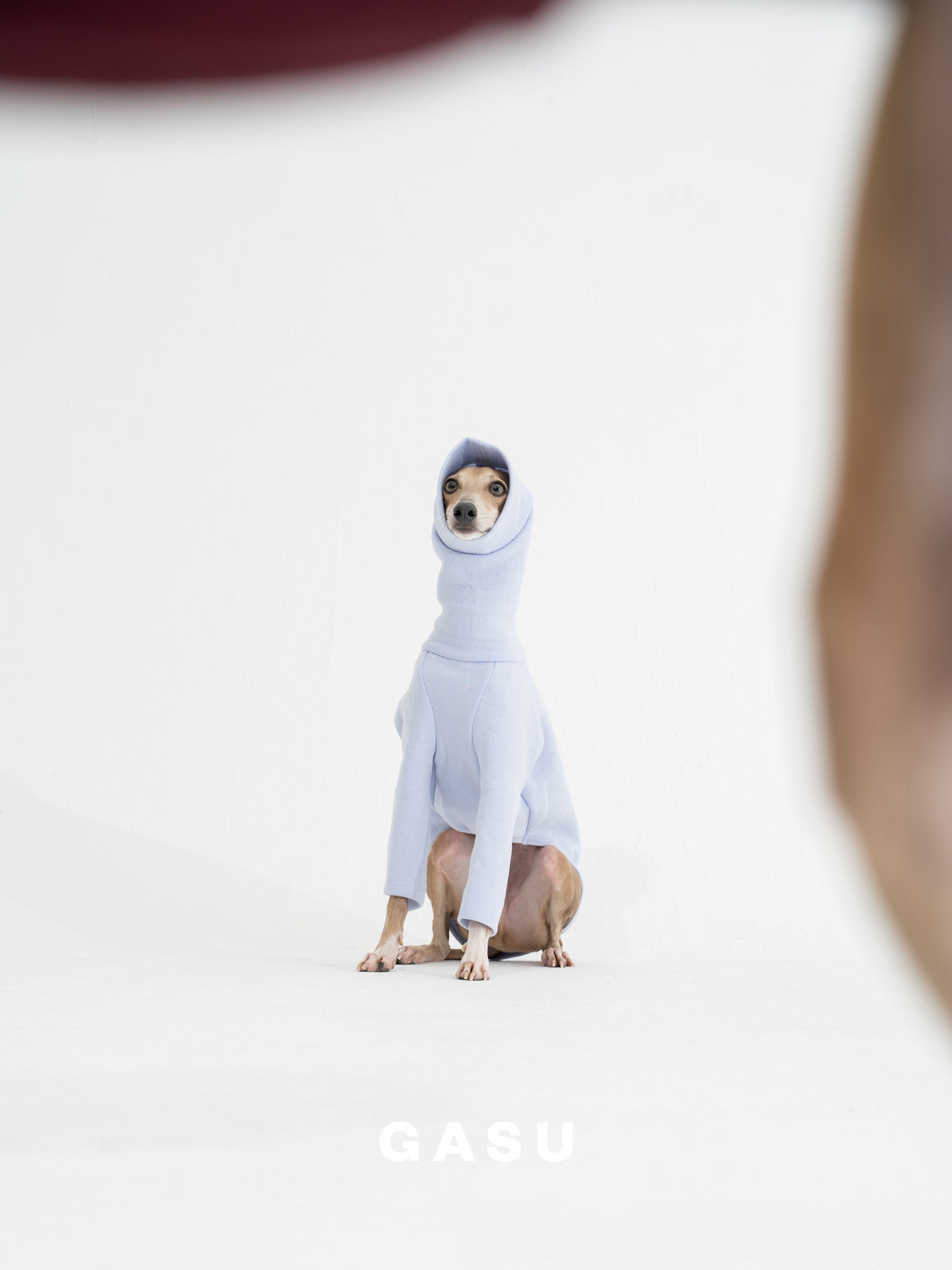 GASU Svelte / [3 Colors] 2-Leg Fit Shirt